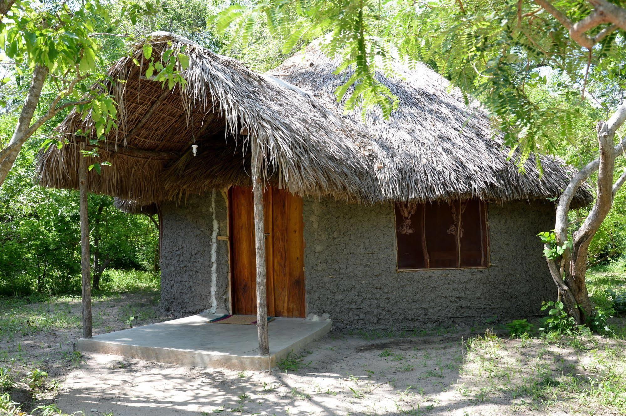 Africa Safari Camp Hotel Mloka Exterior foto