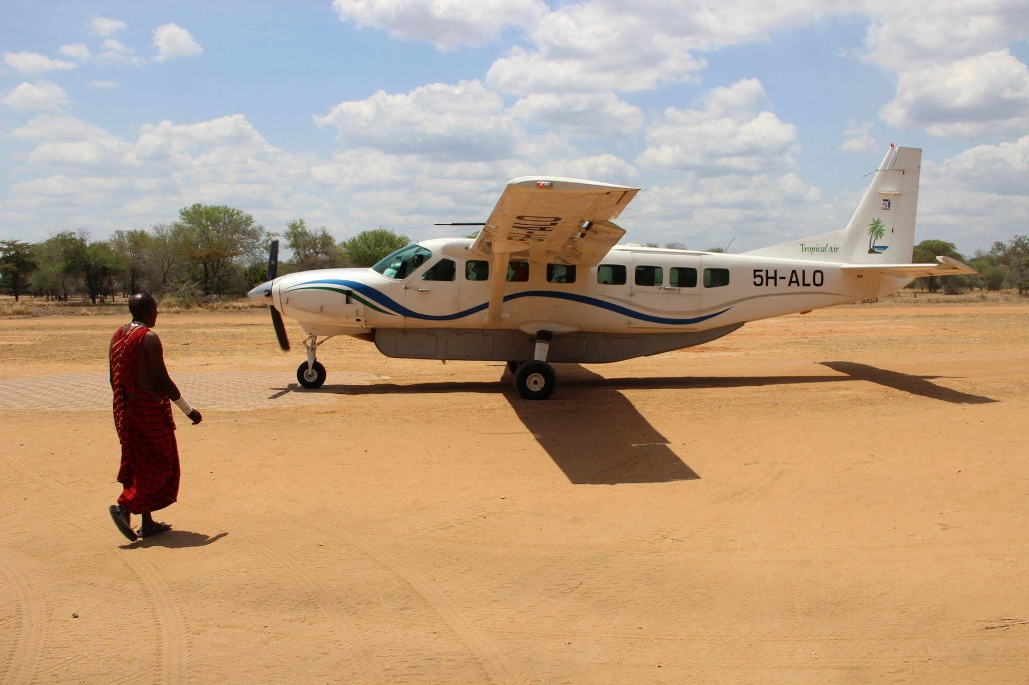 Africa Safari Camp Hotel Mloka Exterior foto